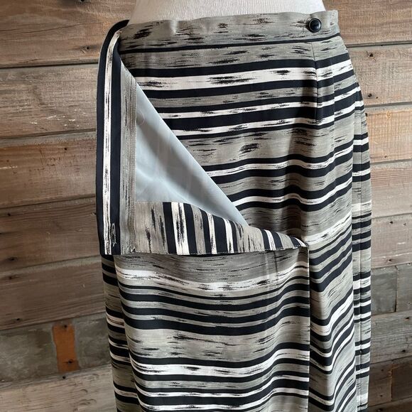 Josephine Chaus Matching Button Down Blouse Top and Wrap Skirt Size 10 EUC - Picture 11 of 12